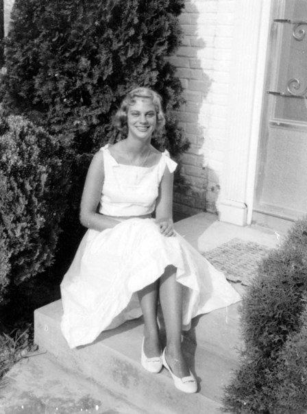 429686_10151390798610326_1536715933_n